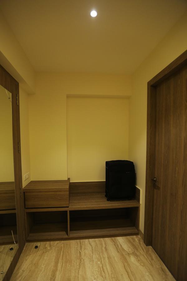 Lakeview Service Apartments Kolkata Eksteriør bilde